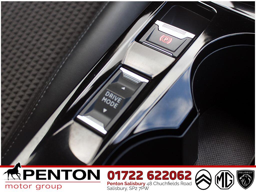 Used Peugeot 2008 2020 for sale - 76522108: Photo 13