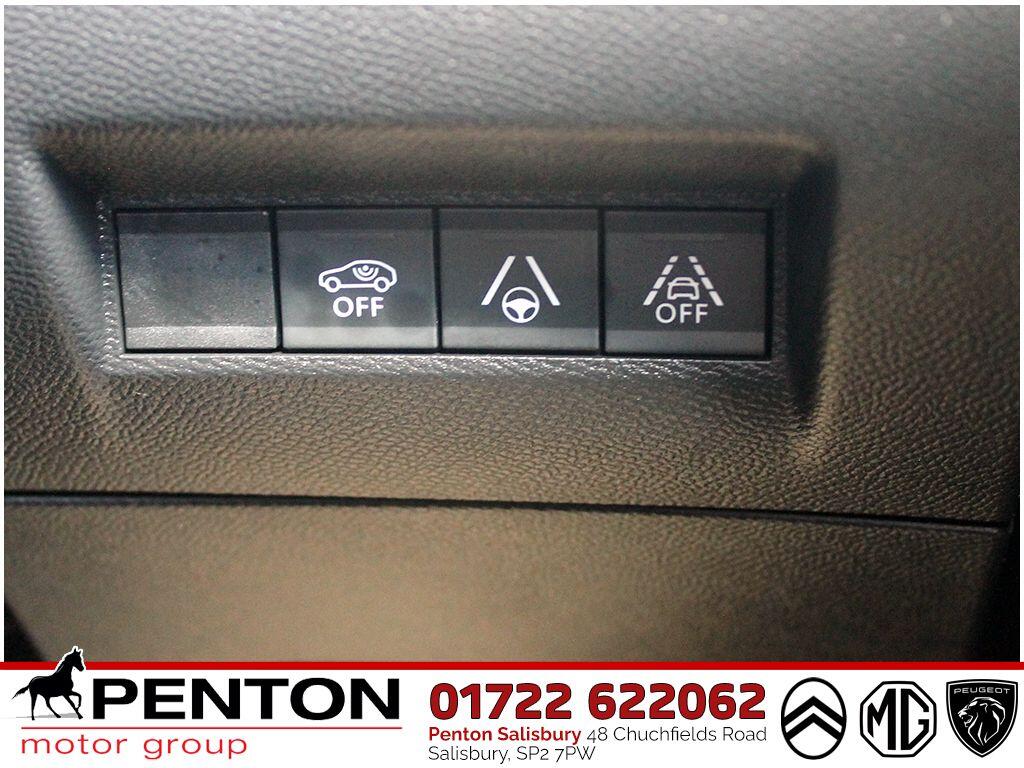 Used Peugeot 2008 2020 for sale - 76522108: Photo 14