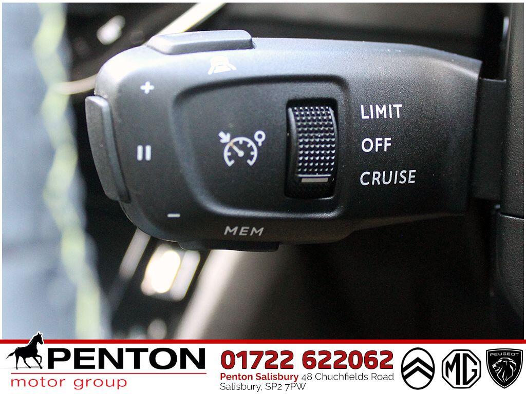 Used Peugeot 2008 2020 for sale - 76522108: Photo 43