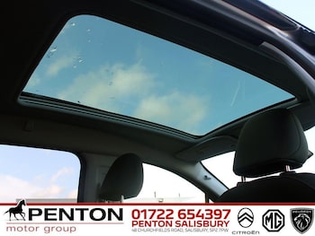 Used Peugeot 2008 2019 for sale - 77237528: Photo