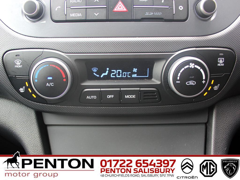 Used Hyundai i10 2018 for sale - 76326222: Photo 14