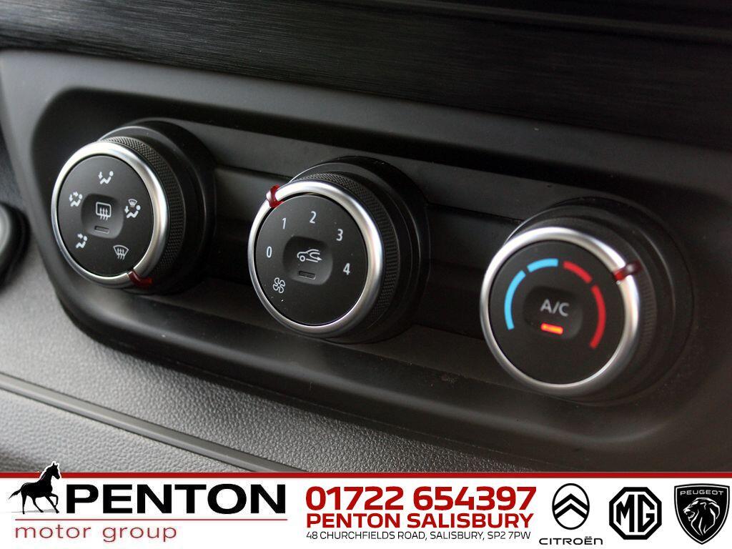 Used Renault Trafic 2024 for sale - 77456109: Photo 11