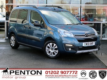 2015 (15) - 1.6 BlueHDi 120 XTR 5dr