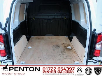 Used Citroen Berlingo 2024 for sale - 76689630: Photo
