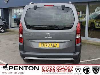 Used Peugeot Rifter 2020 for sale - 77704976: Photo