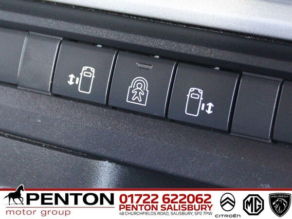 Used Peugeot Traveller 2021 for sale - 73944782: Photo 16