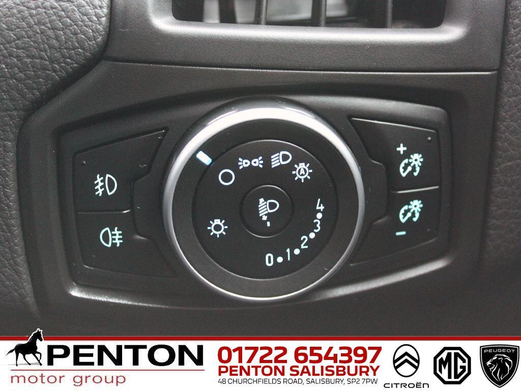 Used Ford Focus 2017 for sale - 77144305: Photo 13