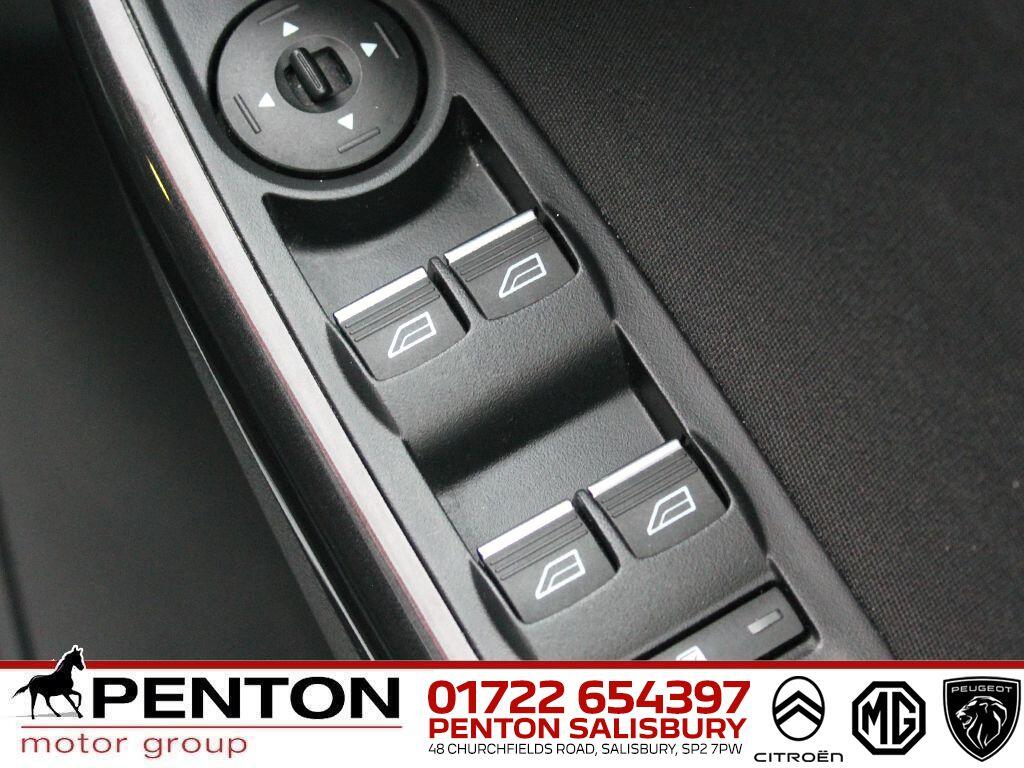 Used Ford Focus 2017 for sale - 77144305: Photo 14