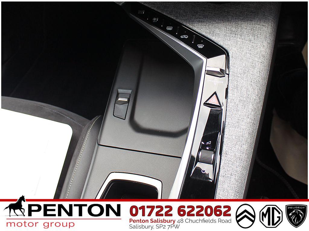 Used Peugeot 3008 2024 for sale - 76994461: Photo 23