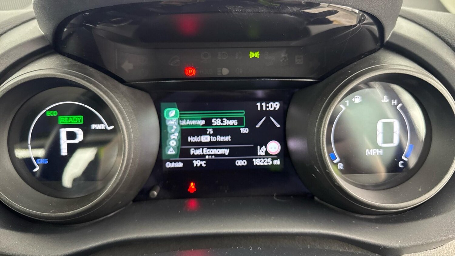 Used Toyota Yaris Cross 2022 for sale - 77636475: Photo 9