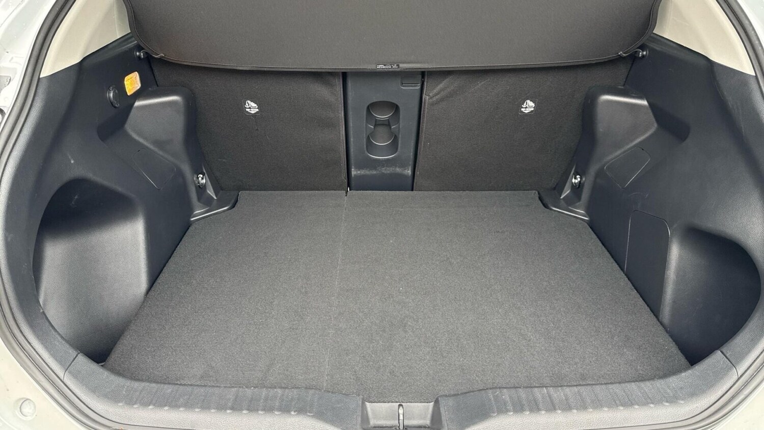 Used Toyota Yaris Cross 2022 for sale - 76675383: Photo 15