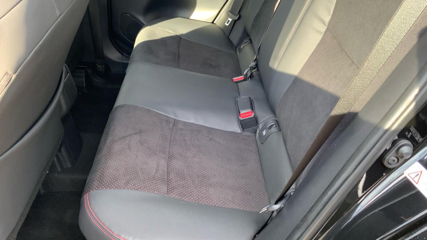 Used Toyota Yaris 2025 for sale - 76679183: Photo 13