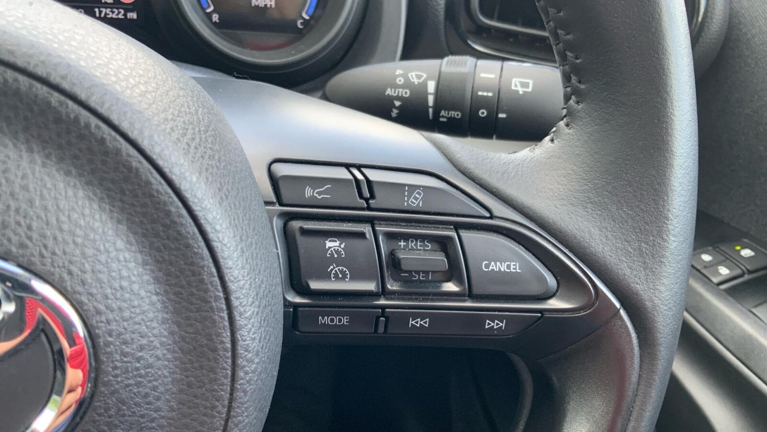 Used Toyota Yaris Cross 2022 for sale - 76674018: Photo 15