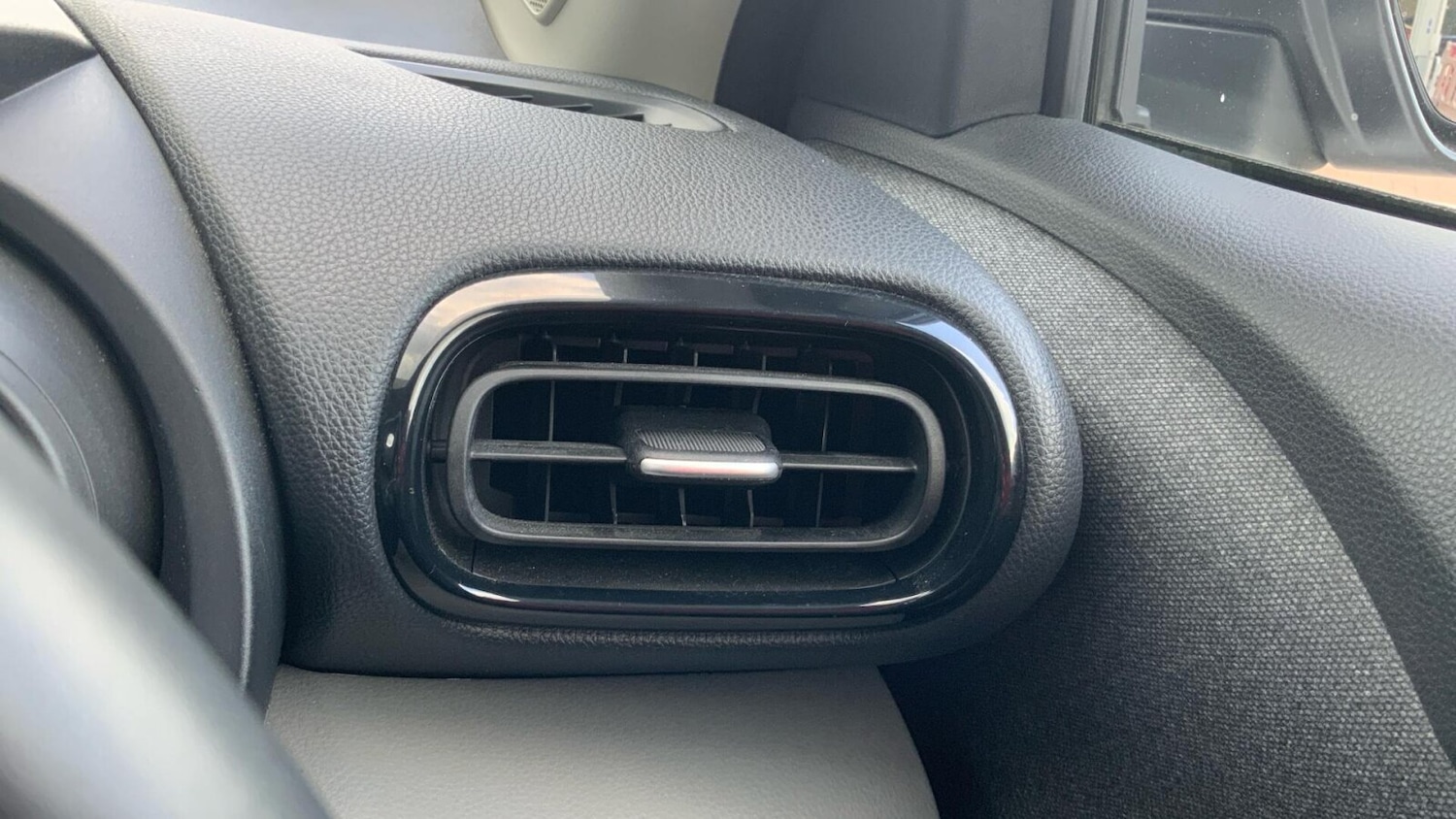 Used Toyota Yaris Cross 2022 for sale - 76674018: Photo 18