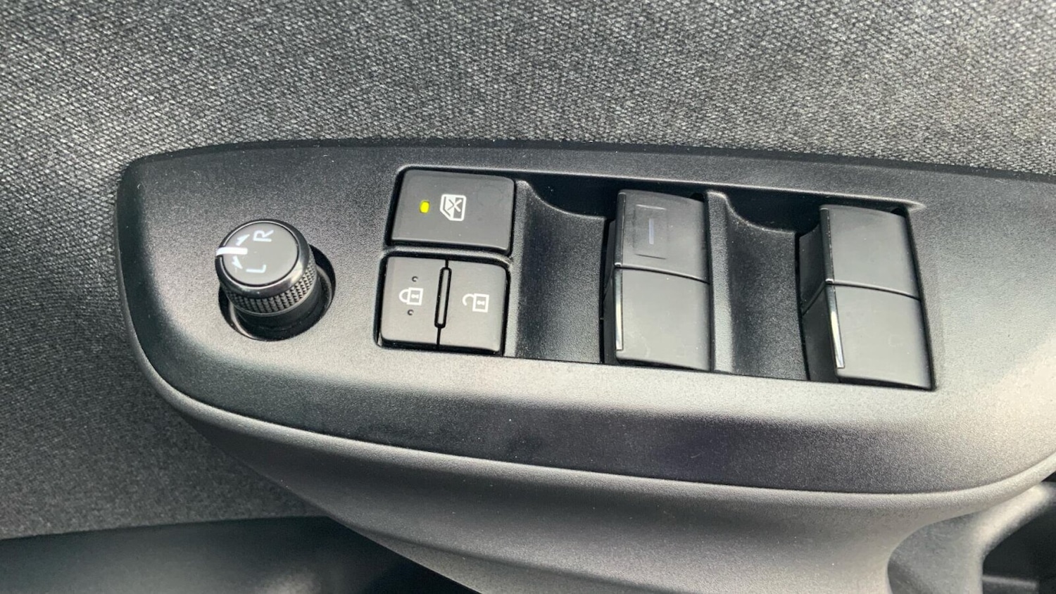 Used Toyota Yaris Cross 2022 for sale - 76674018: Photo 19