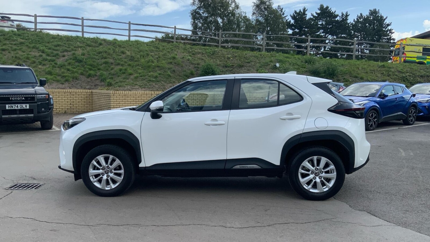 Used Toyota Yaris Cross 2022 for sale - 76674018: Photo 5