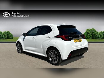 Used Toyota Yaris 2021 for sale - 78488206: Photo