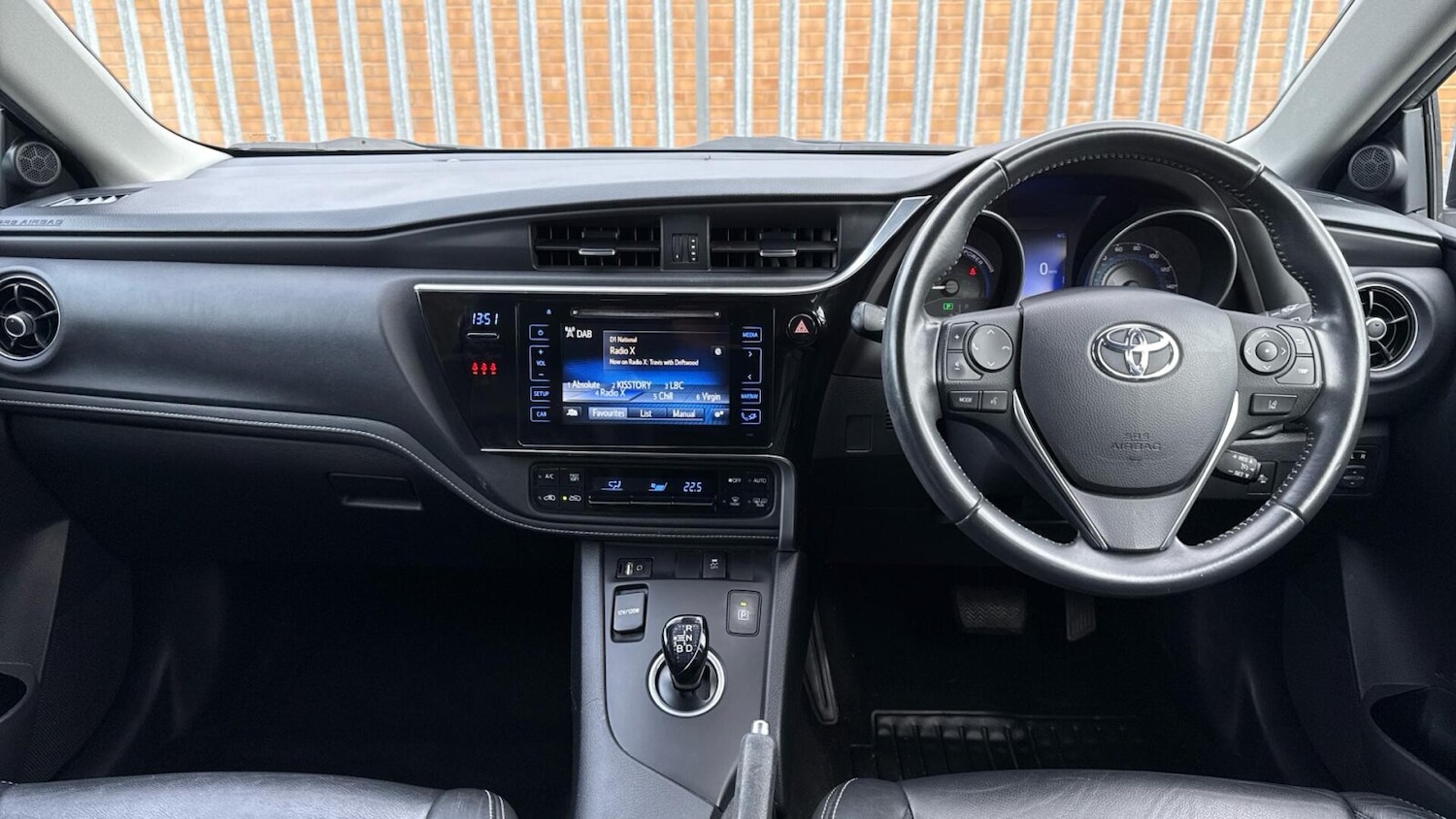 Used Toyota Auris 2017 for sale - 76673556: Photo 6