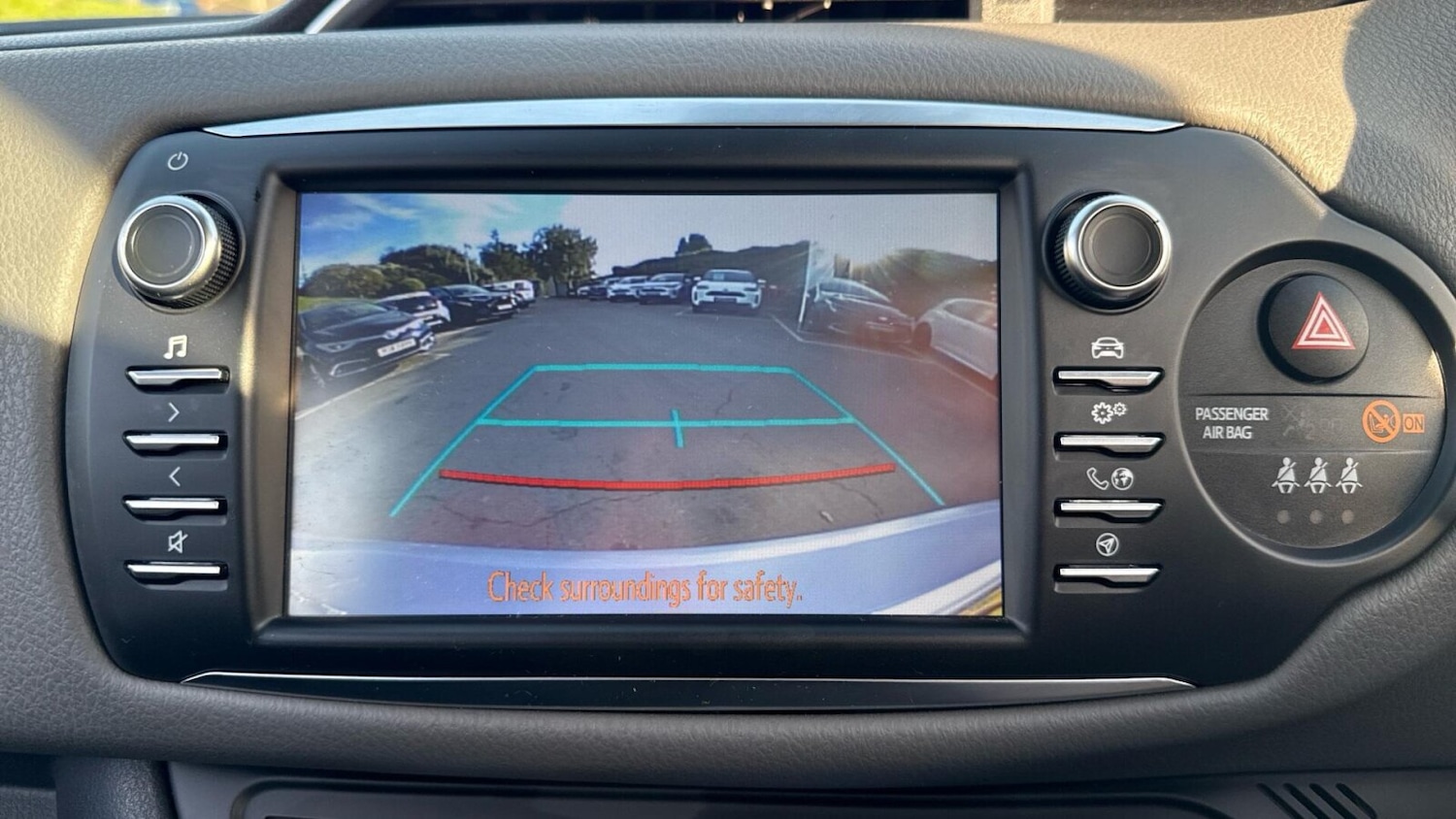 Used Toyota Yaris 2017 for sale - 76673469: Photo 21