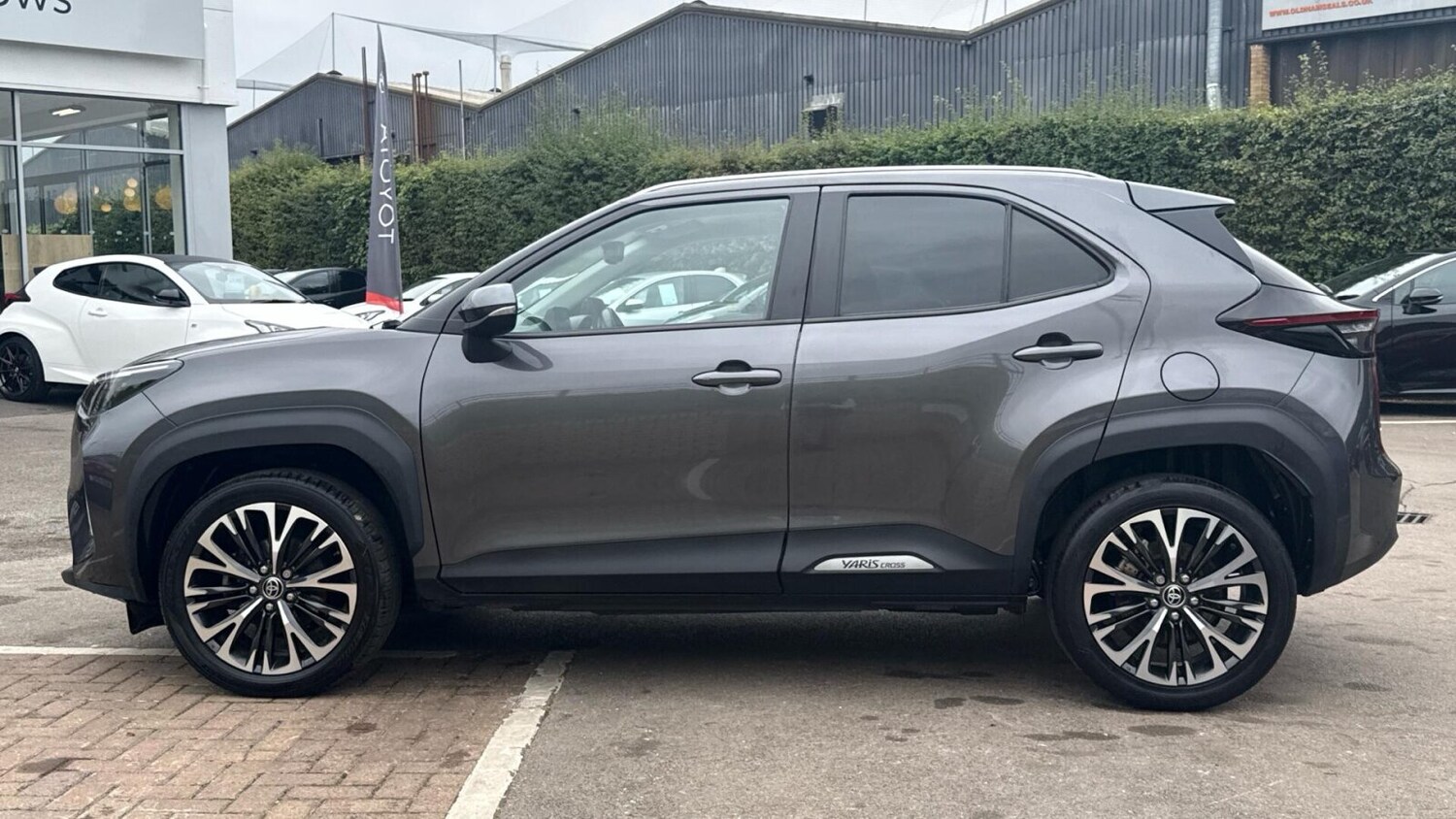 Used Toyota Yaris Cross 2022 for sale - 76675410: Photo 17