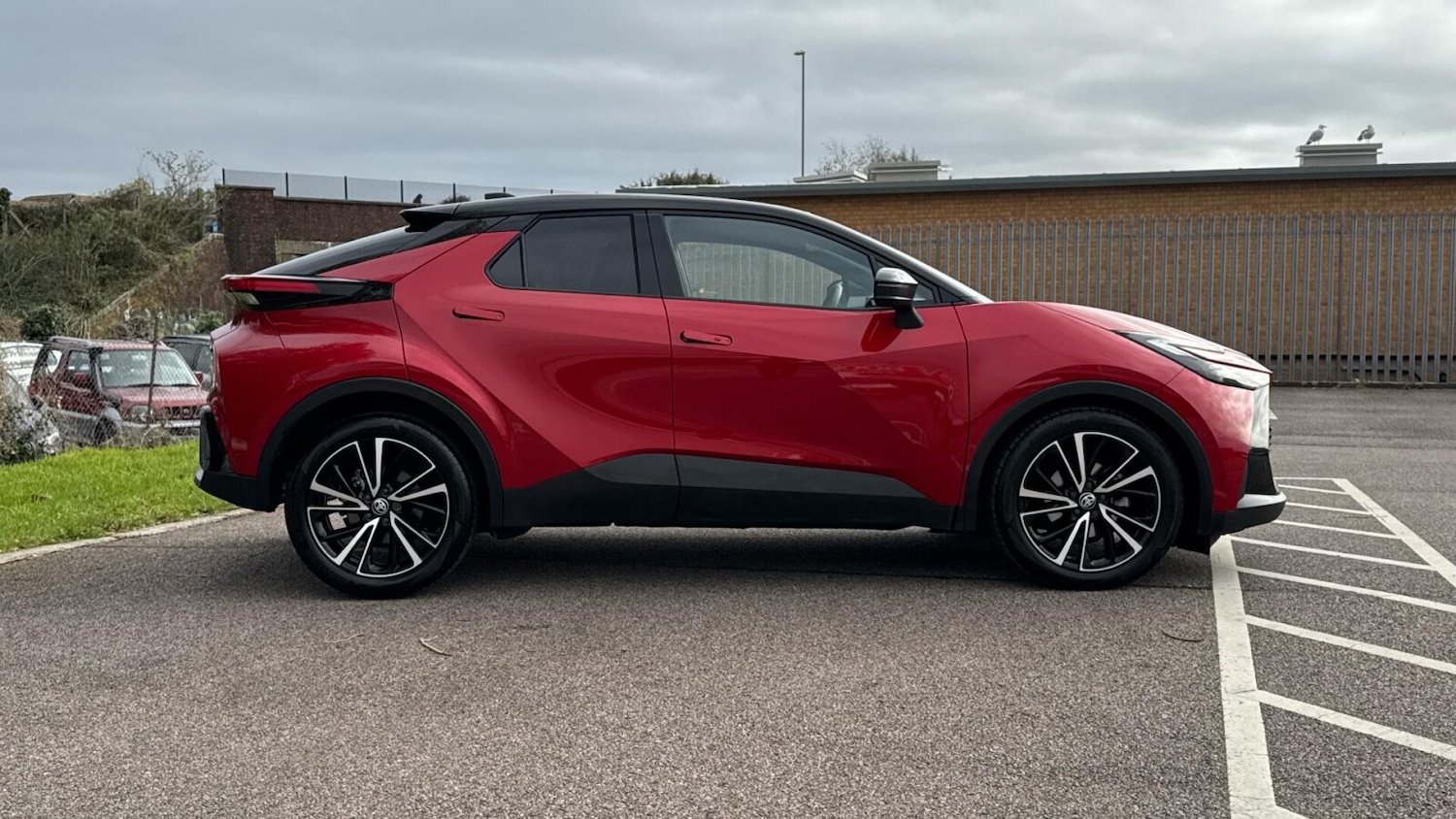 Used Toyota C-HR 2025 for sale - 78084701: Photo 17