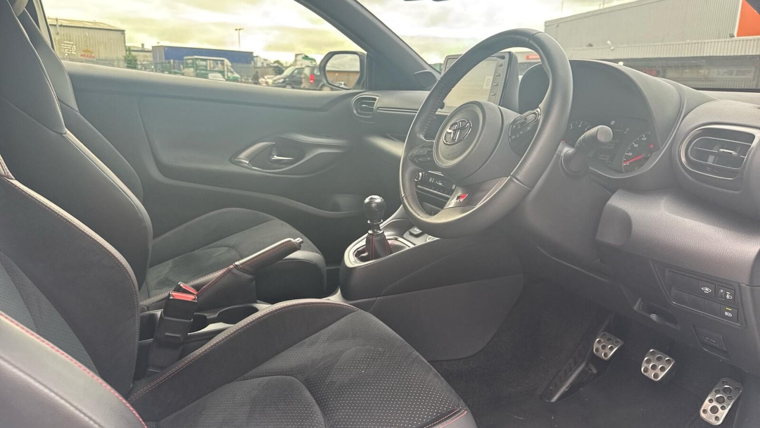 Used Toyota Yaris 2021 for sale - 77500991: Photo 11