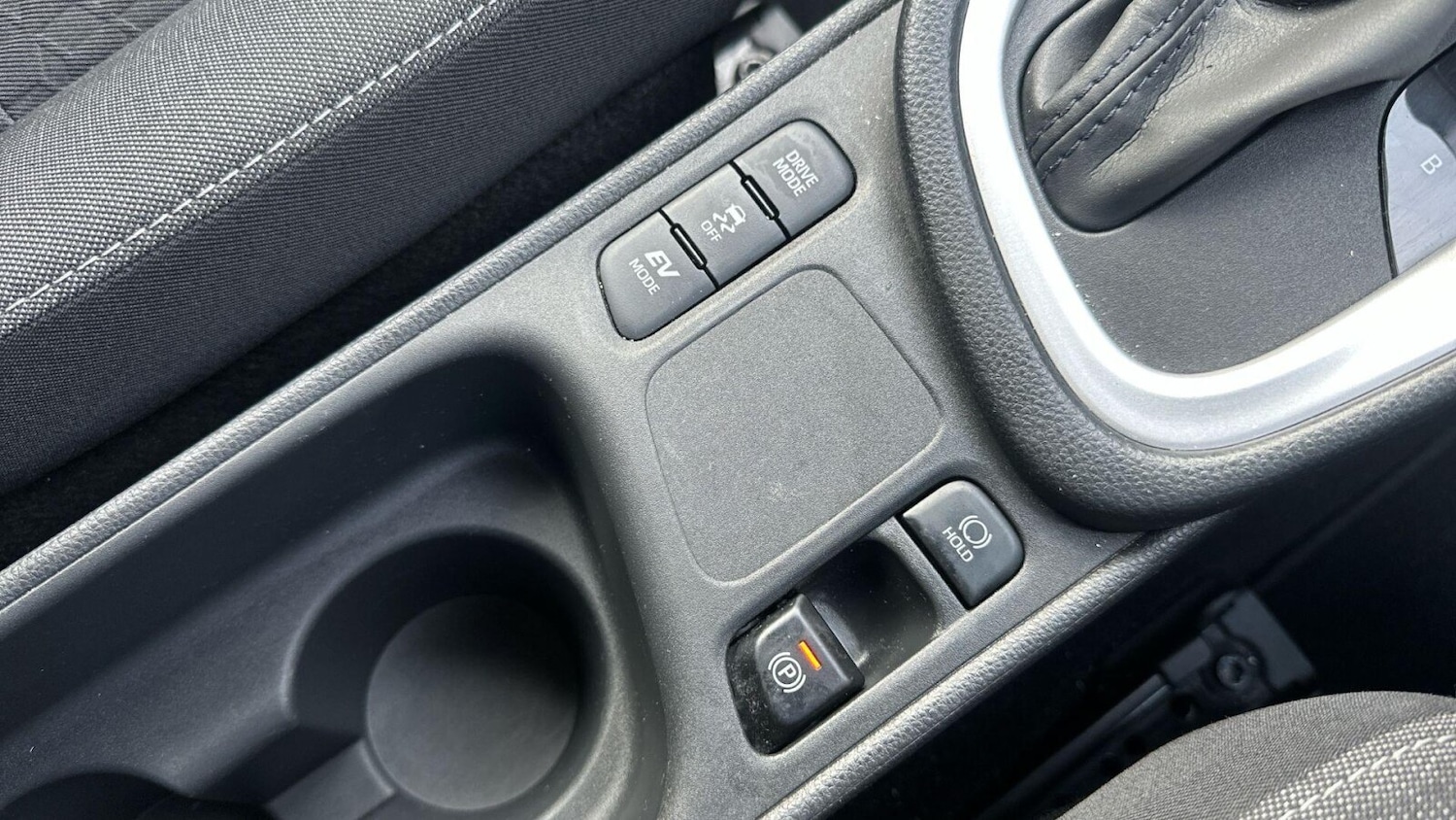 Used Toyota Yaris 2023 for sale - 77980122: Photo 12