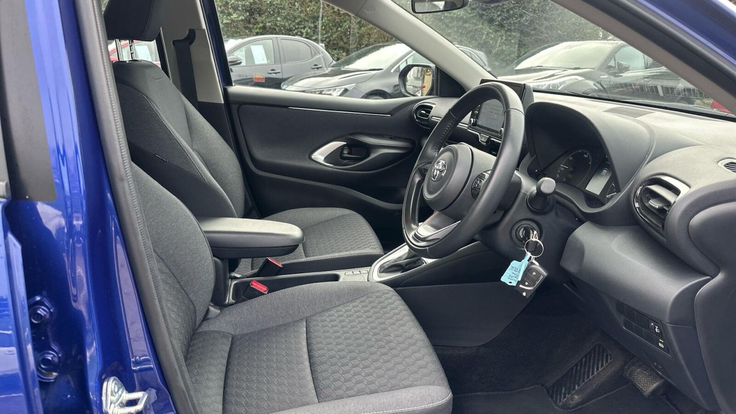 Used Toyota Yaris 2023 for sale - 77980122: Photo 14