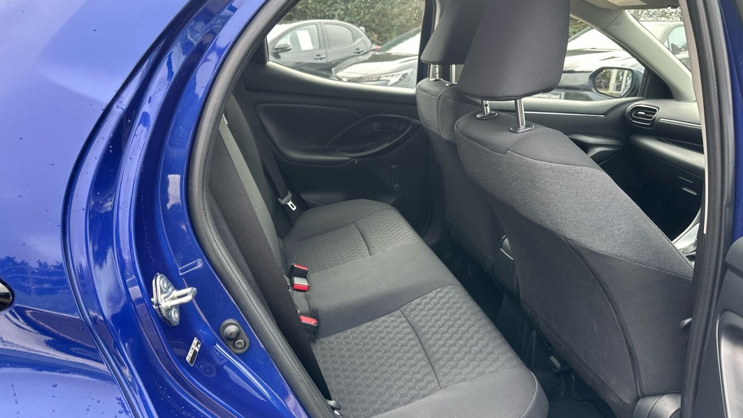 Used Toyota Yaris 2023 for sale - 77980122: Photo 16