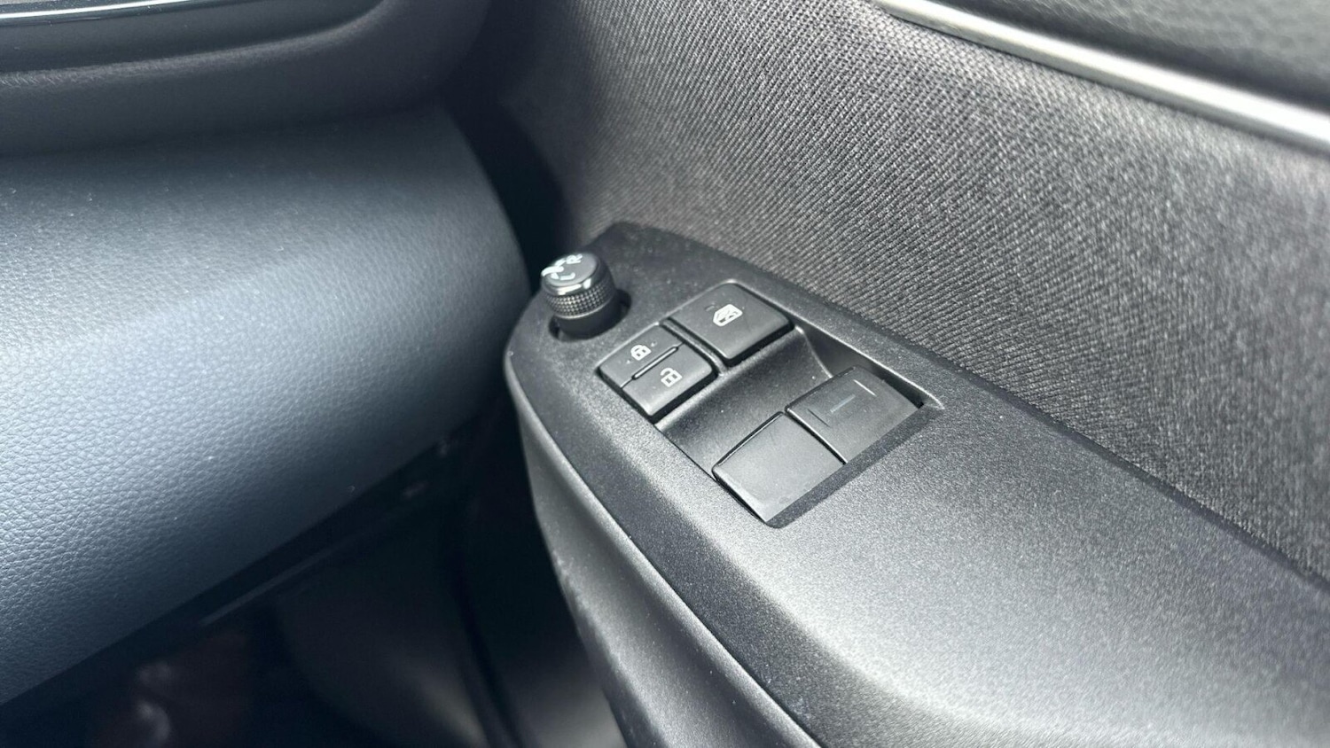 Used Toyota Yaris 2023 for sale - 77980122: Photo 23