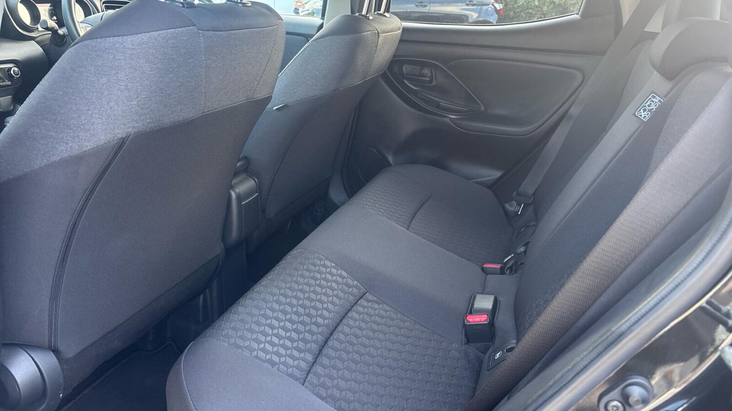 Used Toyota Yaris 2024 for sale - 76677846: Photo 13