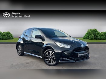 Used Toyota Yaris 2024 for sale - 76677846: Photo