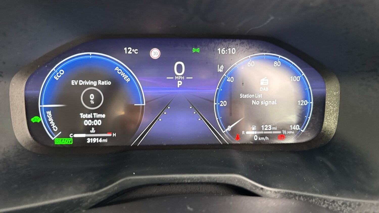 Used Toyota RAV4 2023 for sale - 76676973: Photo 9