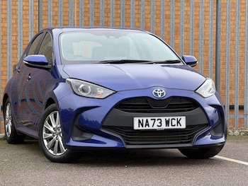 Used Toyota Yaris 2023 for sale - 76675823: Photo