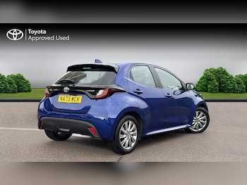 Used Toyota Yaris 2023 for sale - 76675823: Photo