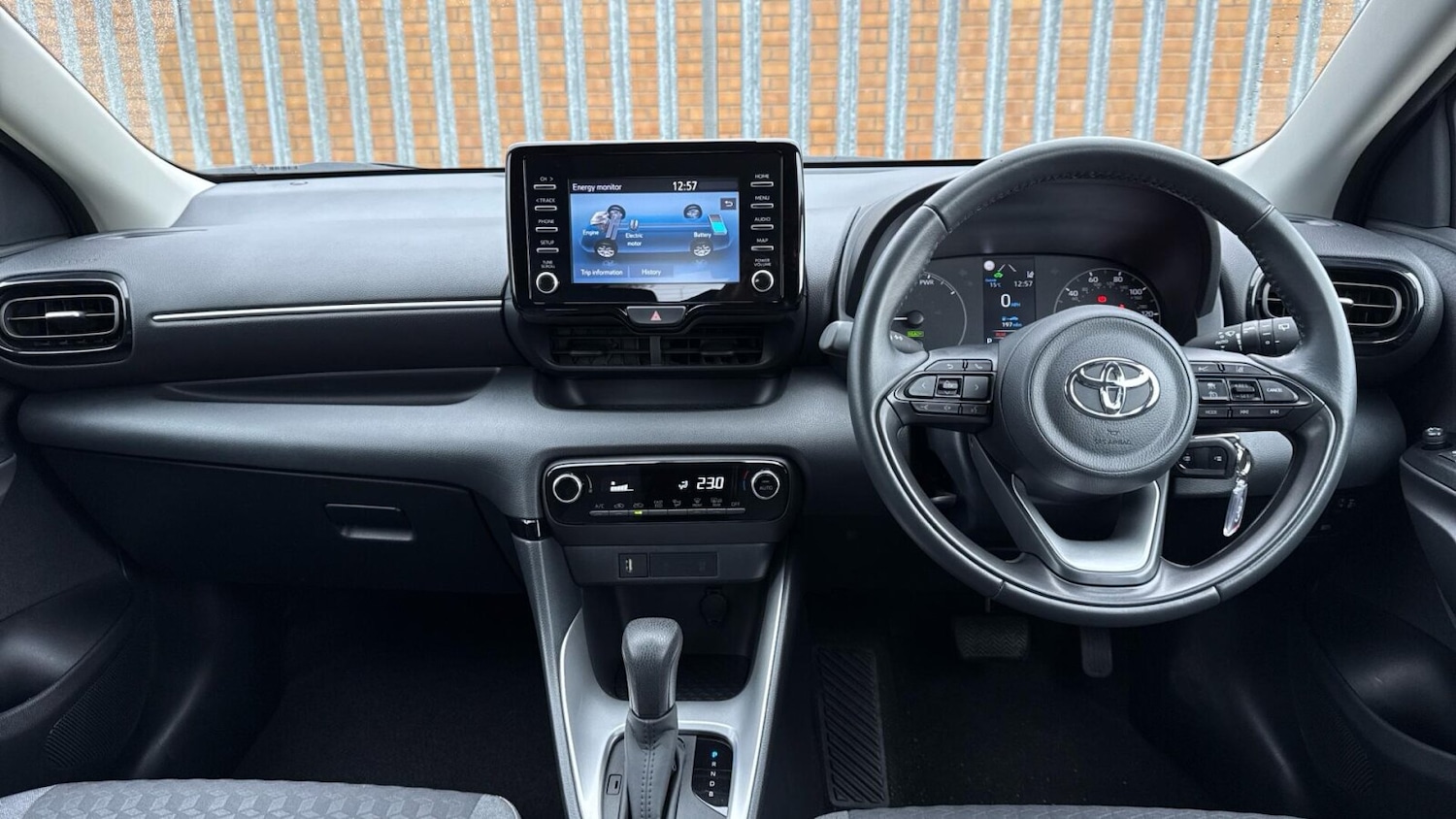 Used Toyota Yaris 2023 for sale - 76675823: Photo 6