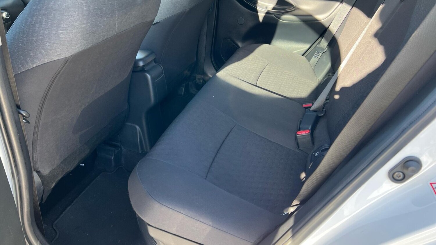 Used Toyota Yaris 2022 for sale - 76674985: Photo 13