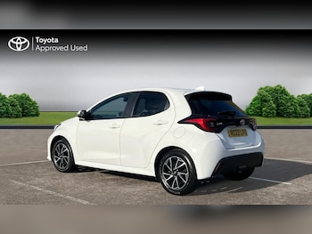 Used Toyota Yaris 2022 for sale - 76674985: Photo