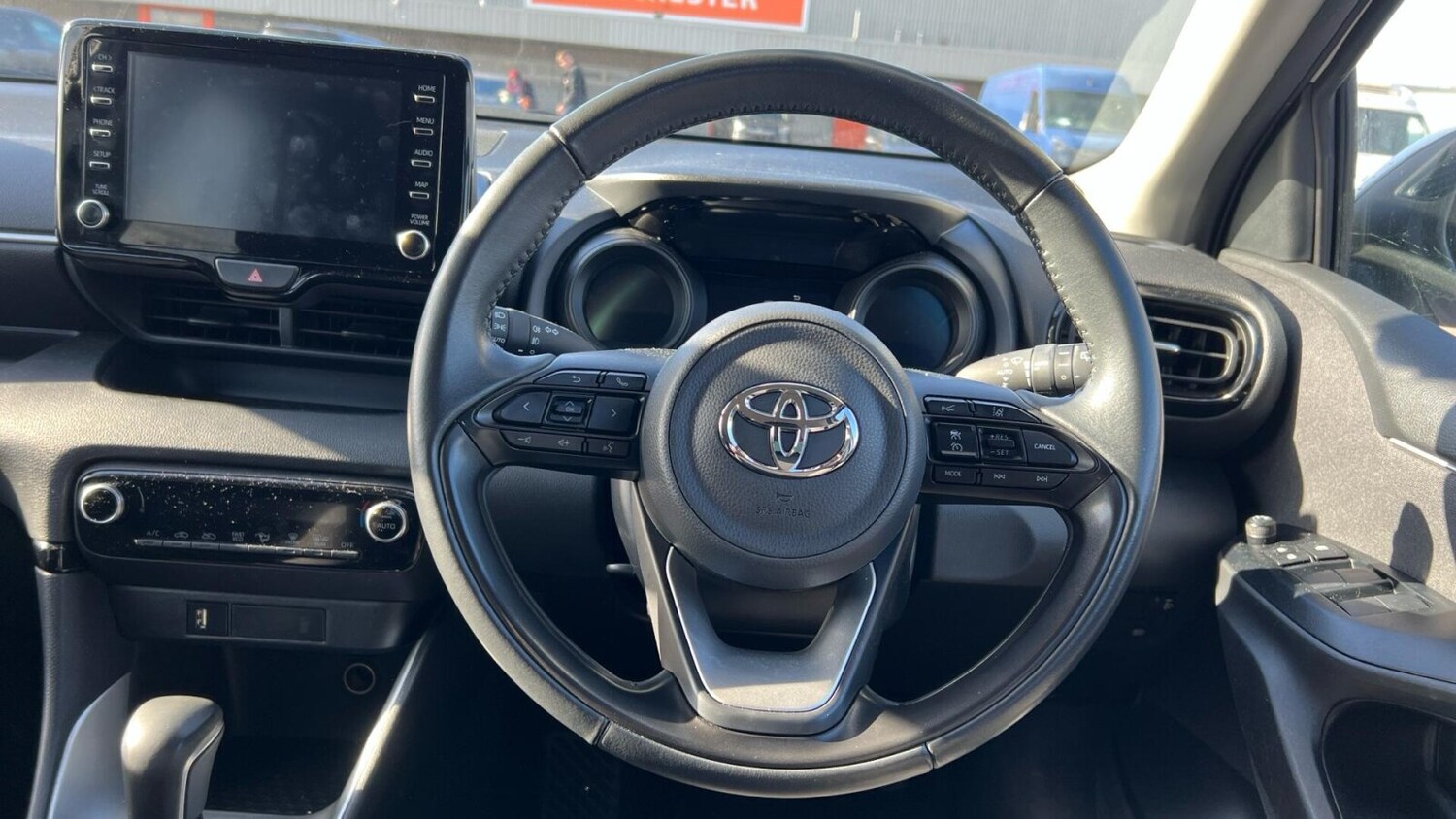 Used Toyota Yaris 2022 for sale - 76674985: Photo 6