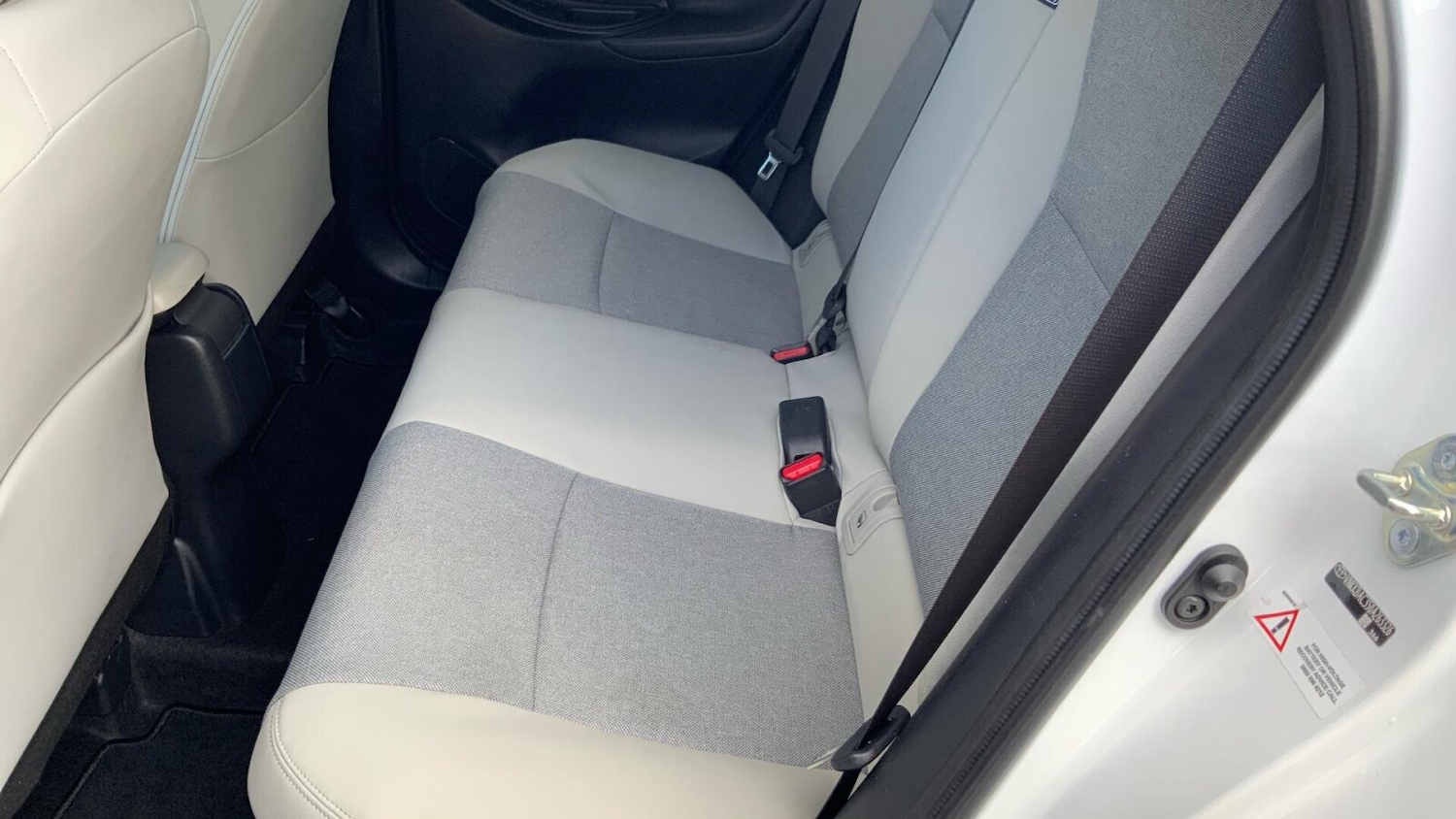 Used Toyota Yaris 2022 for sale - 76785352: Photo 13