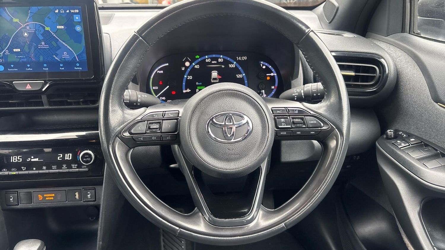 Used Toyota Yaris Cross 2022 for sale - 76785351: Photo 8