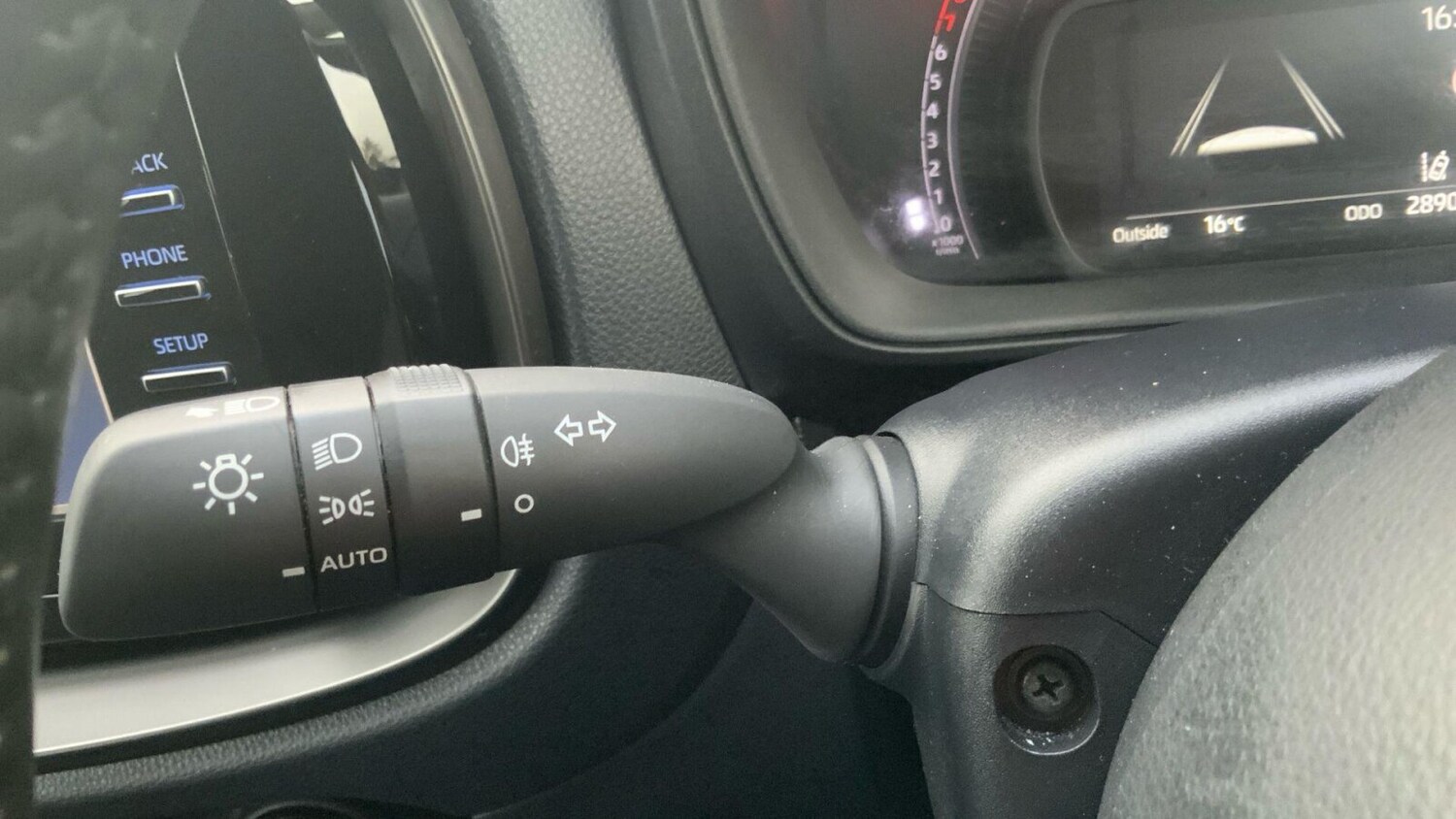 Used Toyota Aygo X 2023 for sale - 76676608: Photo 17