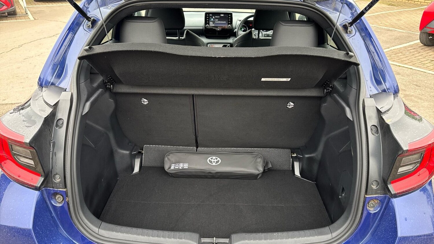 Used Toyota Yaris 2021 for sale - 77982944: Photo 15