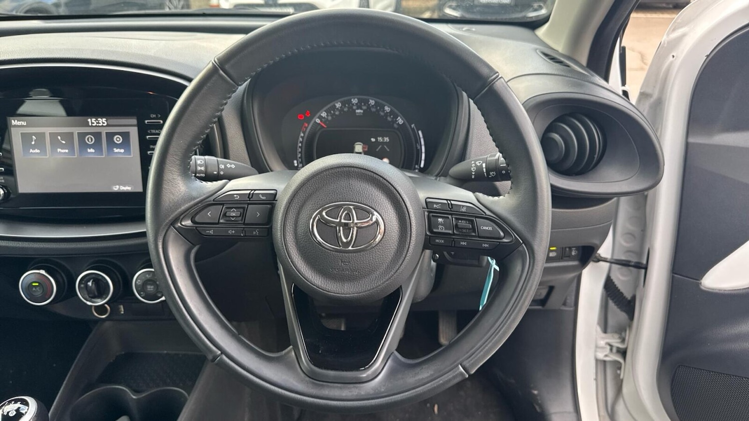 Used Toyota Aygo X 2022 for sale - 77673264: Photo 8