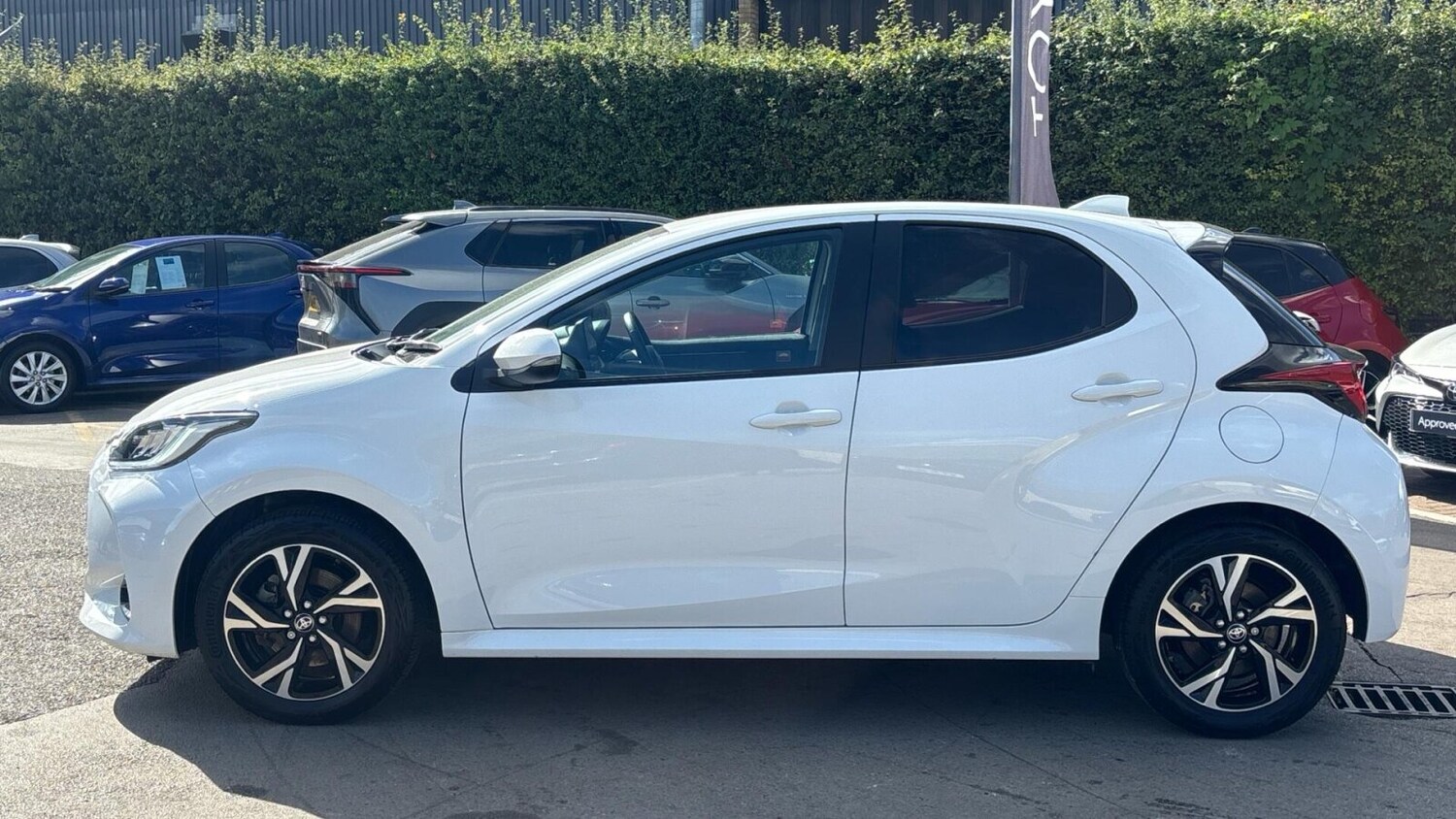 Used Toyota Yaris 2024 for sale - 76677406: Photo 17