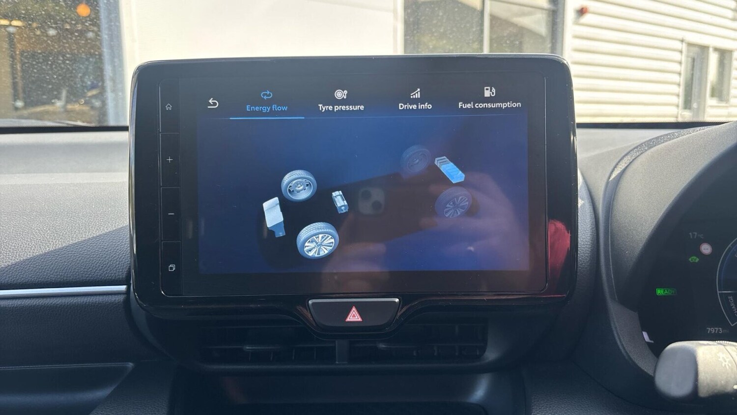 Used Toyota Yaris 2024 for sale - 76677406: Photo 21