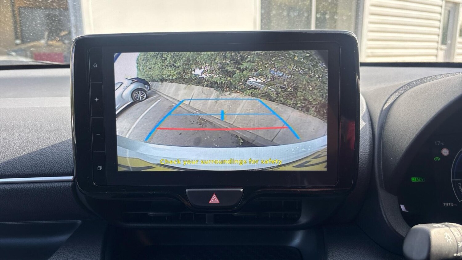 Used Toyota Yaris 2024 for sale - 76677406: Photo 23