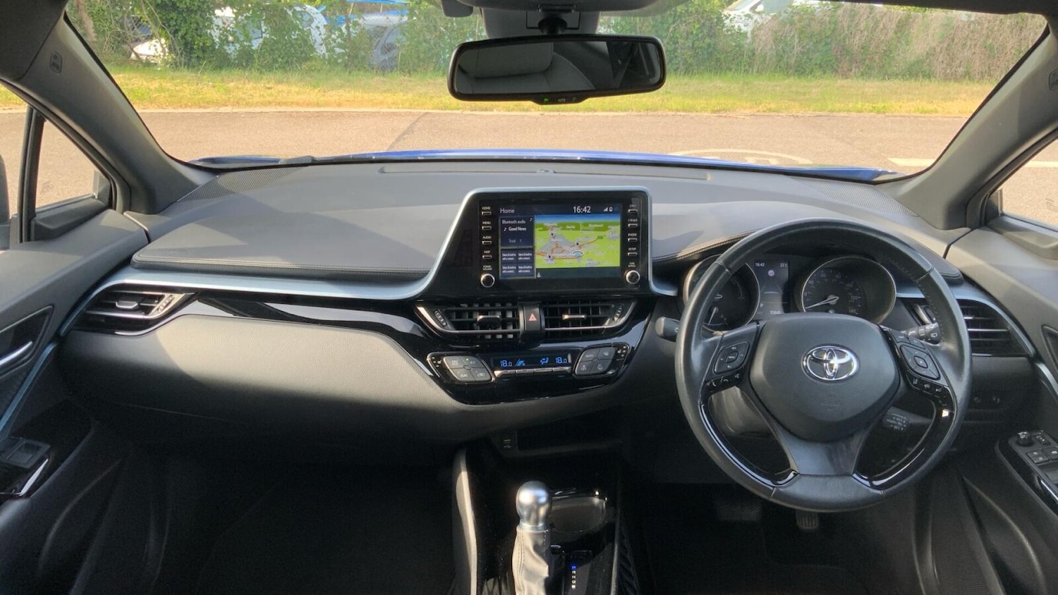 Used Toyota C-HR 2022 for sale - 76785357: Photo 5