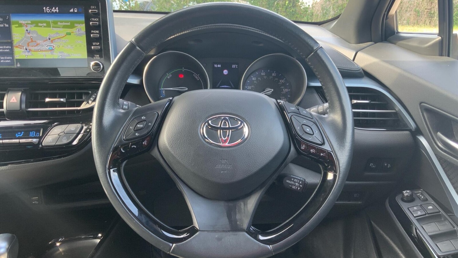 Used Toyota C-HR 2022 for sale - 76785357: Photo 8