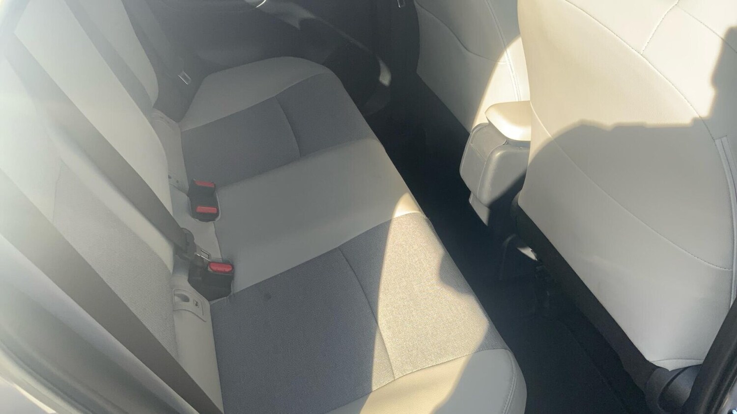 Used Toyota Yaris 2022 for sale - 76674622: Photo 12